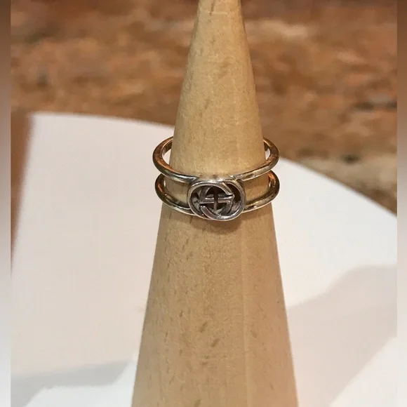 GUCCI Interlocking GG Silver Ag925 Ring- Size US4 ❤️